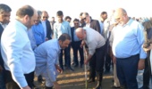 آغاز کاشت ۲۰۰ هکتار نهال در بندرعباس با حضور وزیر کشور