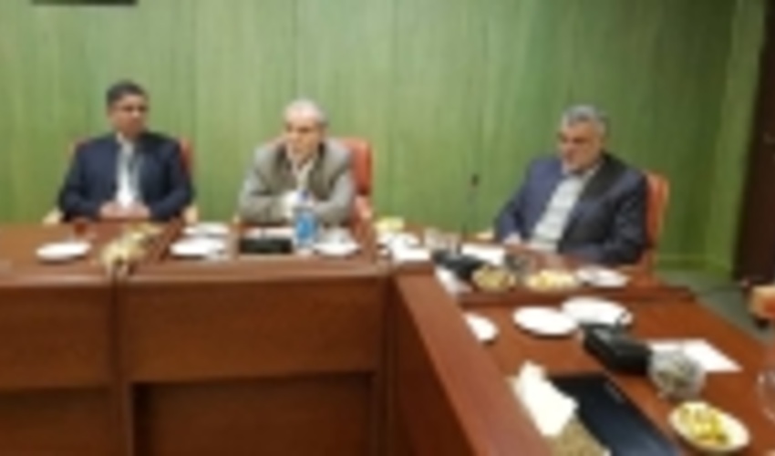 مشکلات منابع طبیعی تنها از طریق مردم حل می شود 