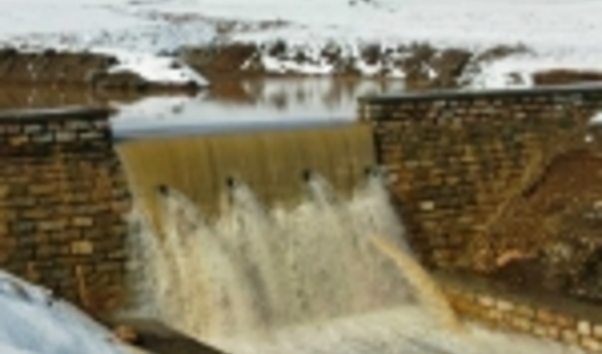 سه میلیون مترمکعب روان آب در بخش آبخیزداری همدان کنترل شد