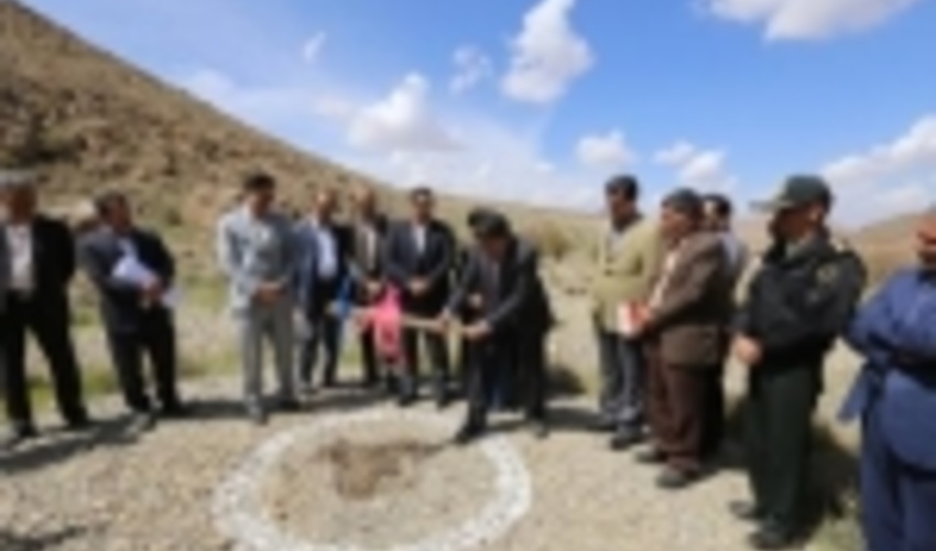 عملیات اجرایی پروژه آبخیزداری بندمملکت کرمان آغاز شد