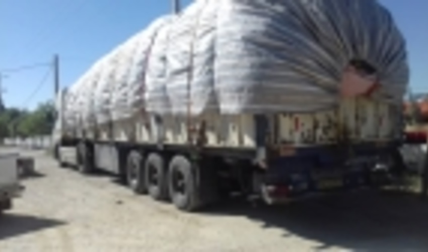 توقیف یک دستگاه تریلر حامل ریشه شیرین بیان غیر مجاز در شهرستان آباده