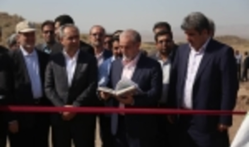 با حضور رییس سازمان جنگل‌ها 15 سازه آبخیزداری در قم افتتاح شد