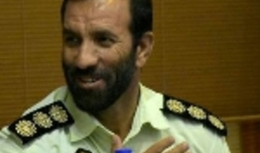 کرمانشاه/تحویل 17 دستگاه اره موتوری به صورت داوطلبانه به یگان حفاظت