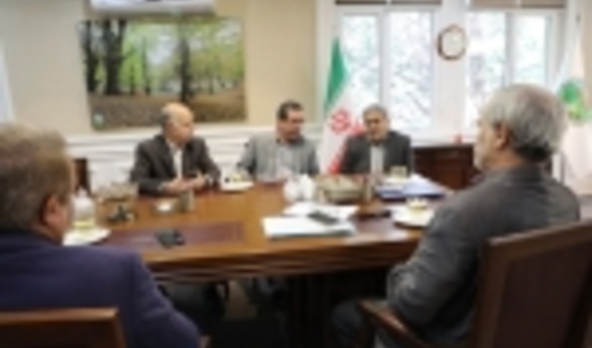 نشست هم اندیشی رئیس پژوهشکده حفاظت خاک با سرپرست سازمان جنگل‌ها