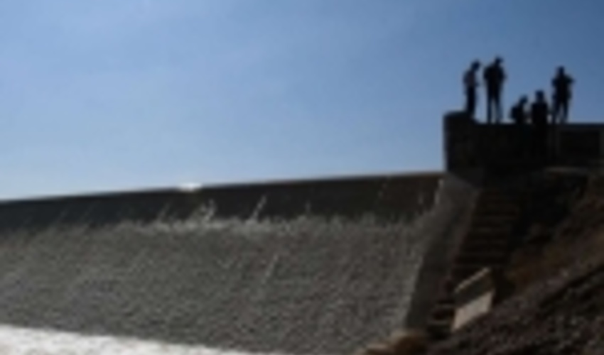 سیل‌بندهای فهرج در بارندگی‌های اخیر آبگیری شد