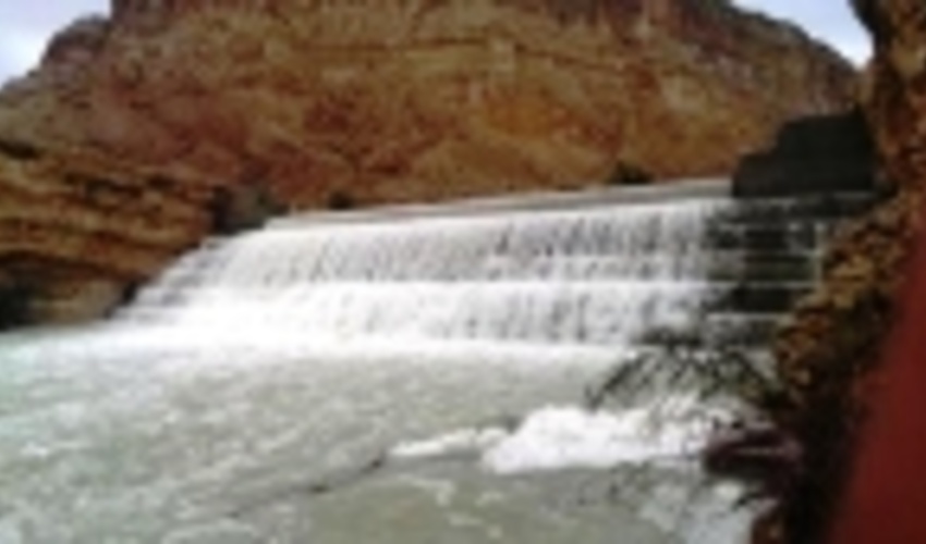 سازه های آبخیزداری در شرق هرمزگان با کاهش خسارت سیلٰٰ امید را به زندگی مردم بخشیده است