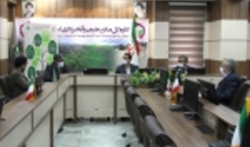 نشست مشترک مدیران کل منابع طبیعی، بنیاد مسکن و ثبت اسناد استان فارس