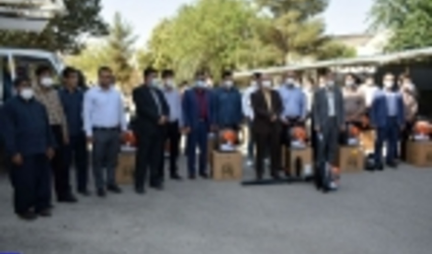 اهدای  ۲۸ دستگاه دمنده به دهیاری های استان کرمانشاه 