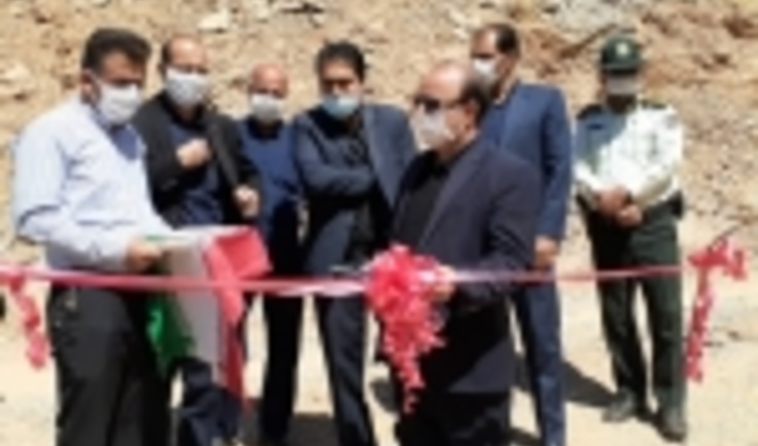 بهره برداری از چهار طرح آبخیزداری و جنگل‌کاری در شهرستان شازند