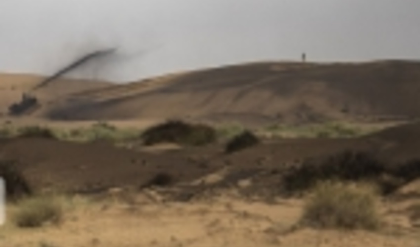 900 هکتار کانون فرسایش بادی در شرق استان کرمان مالچ پاشی می‌شود