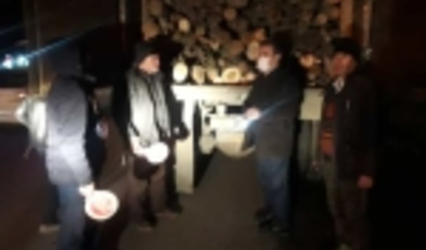 توقیف کامیون حامل 6 تن چوب آلات هیزمی غیر مجاز در استان اردبیل