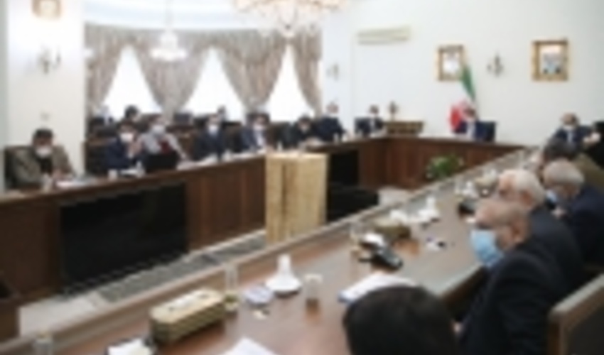 معاون اول رییس جمهور: حفاظت از جنگل‌های زاگرس باید دغدغه و وظیفه همه دستگاه‌های حاکمیتی و مردم باشد ‏