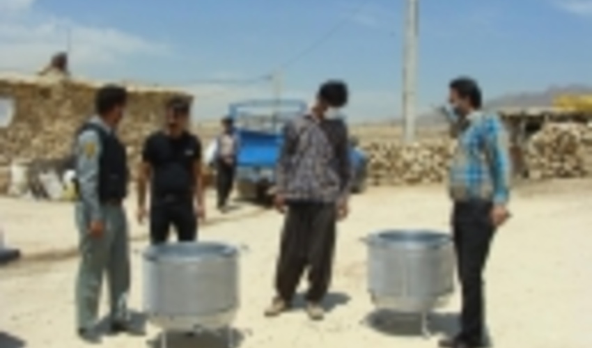 توزیع  10 تنور گازی به دامداران و مرتعداران شهرستان کازرون