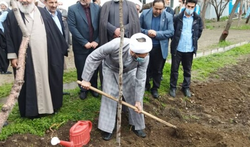 برگزاری مراسم کاشت نهال در امامزاده عینعلی و زینعلی تهران