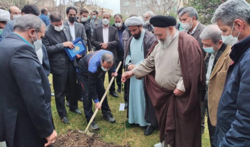 تاکید دانشگاهیان بر توسعه و نگهداری فضای سبز