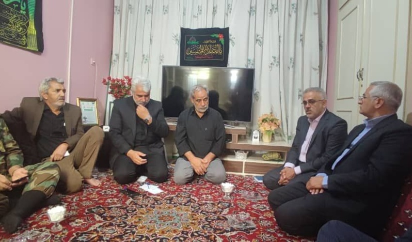 دیدار مسئول اول منابع طبیعی کشور با خانواده جنگلبان شهید غلامی 