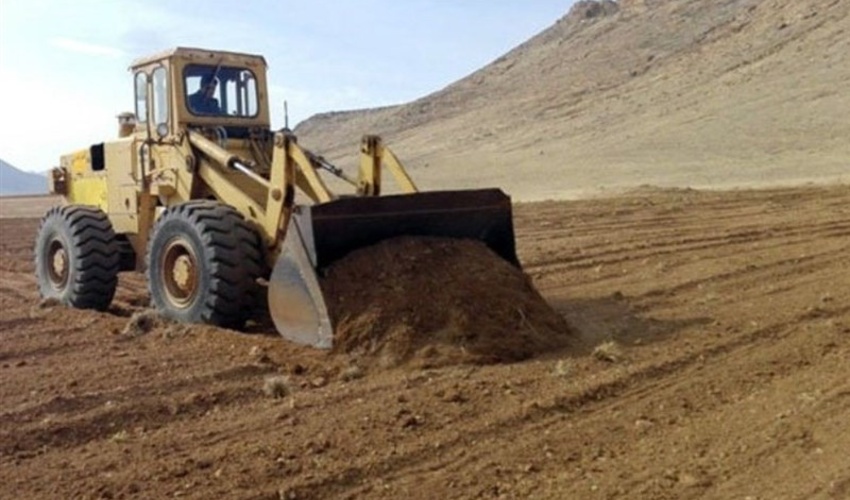 اصفهان/ 10 هزار مترمربع از تصرفات ملی در اردستان خلع ید شد