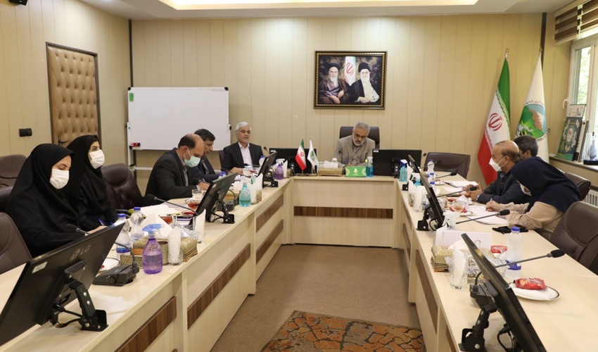 جلسه بررسی برنامه عملیاتی مبارزه با آفات جنگل‌های زاگرس برگزار شد