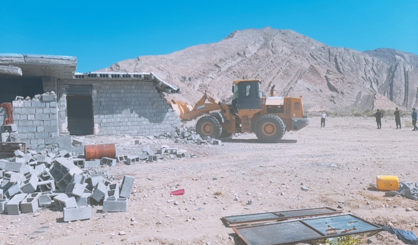 هرمزگان/رفع تصرف ۸ هکتار از اراضی ملی بخش احمدی شهرستان حاجی آباد