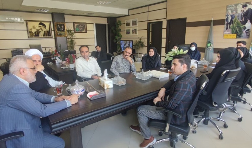 گزارش تصویری / دیدار صمیمانه رئیس سازمان منابع طبیعی کشور با کارکنان اداره منابع طبیعی استان ایلام
