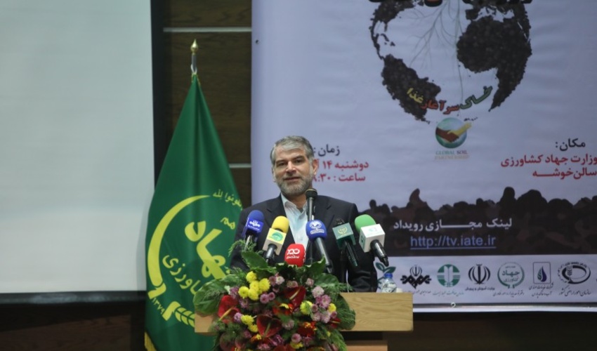 استفاده از ظرفیت‌های مردمی در راستای حفظ و صیانت از خاک/ آموزش روش‌های صیانت از خاک در کتب درسی