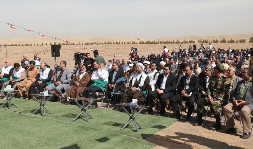 گزارش تصویری/مراسم روز ملی درختکاری و آغاز هفته منابع طبیعی و آبخیزداری و طرح مردمی کاشت یک میلیارد درخت