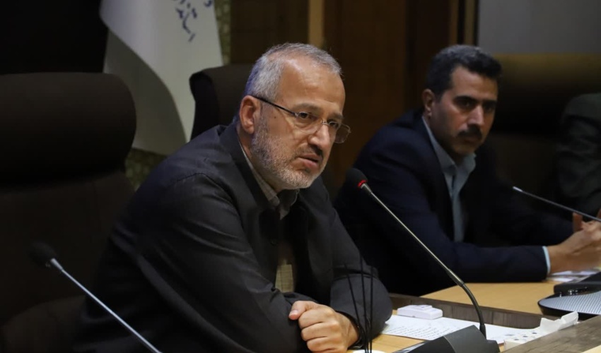 استاندار قم؛ باید از همه ظرفیت های استان برای کنترل کانون های اصلی تولید گردوغبار در قم استفاده شود