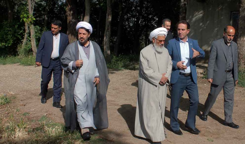 زنجان/درختکاری مربوط به همه مردم و امانتی در دست ما برای نسل های بعد است