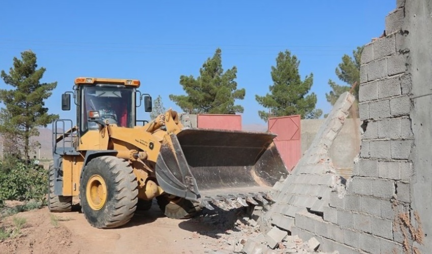 580 هکتار از عرصه‌های منابع طبیعی کرمانشاه از زمین‌خواران پس گرفته شد