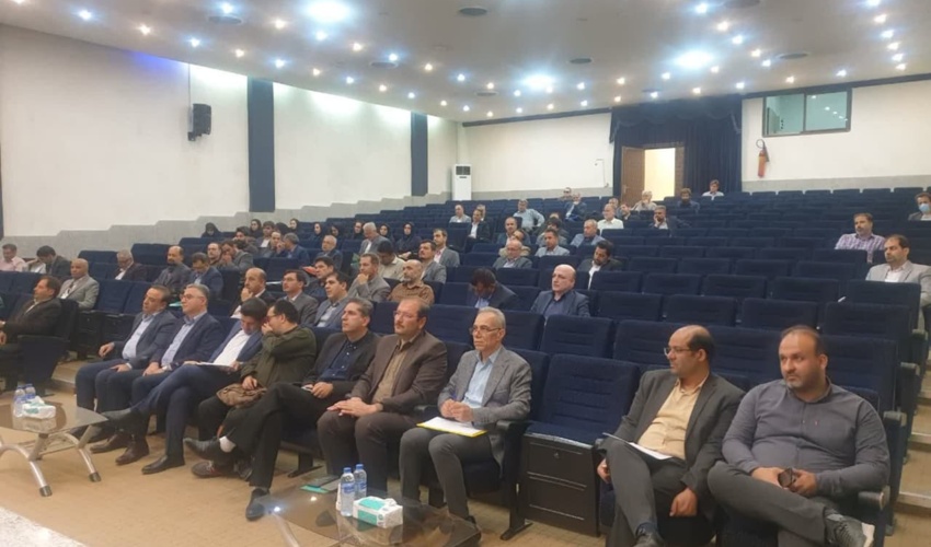 بررسی چالش ها و فرصت های منابع طبیعی در گردهمایی تبیین سیاست های دفتر مهندسی و مطالعات