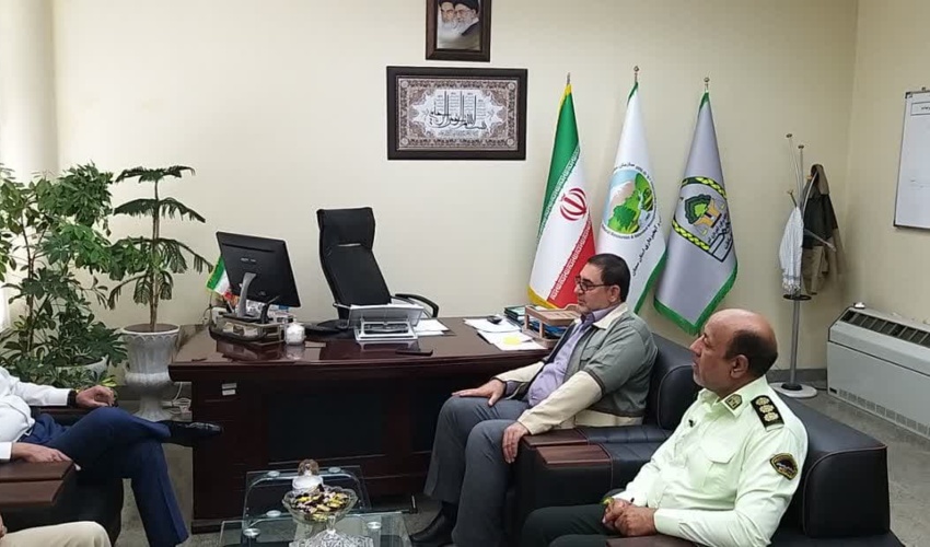 برگزاری مانورهای مشترک و تقویت گشت و مراقبت /شناسایی نقاط بحرانی عرصه های منابع طبیعی به حریق 