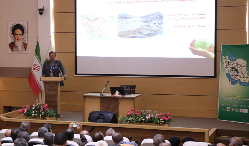 کسری ۱۴۰ میلیارد مترمکعب آب آبخوان‌های کشور/ تمام ارکان نظام و مردم باید در حل مشکلات منابع طبیعی کمک کنند