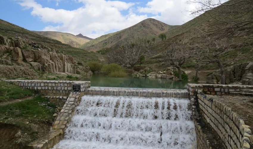 کنترل نود و پنج میلیون متر مکعب روان آب توسط طرح های آبخیزداری در استان مرکزی