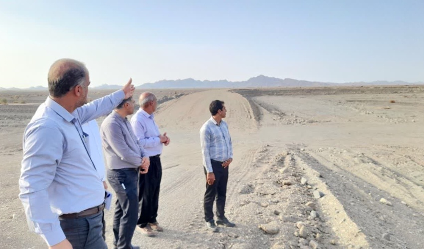 جنوب کرمان / اجرای پروژه های پخش سیلاب با هدف کنترل سیلاب و تغذیه سفره‌های آب زیرزمینی