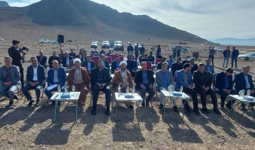 آغاز عملیات اجرایی طرح مردمی کاشت یک میلیارد درخت در کشور در استان اصفهان