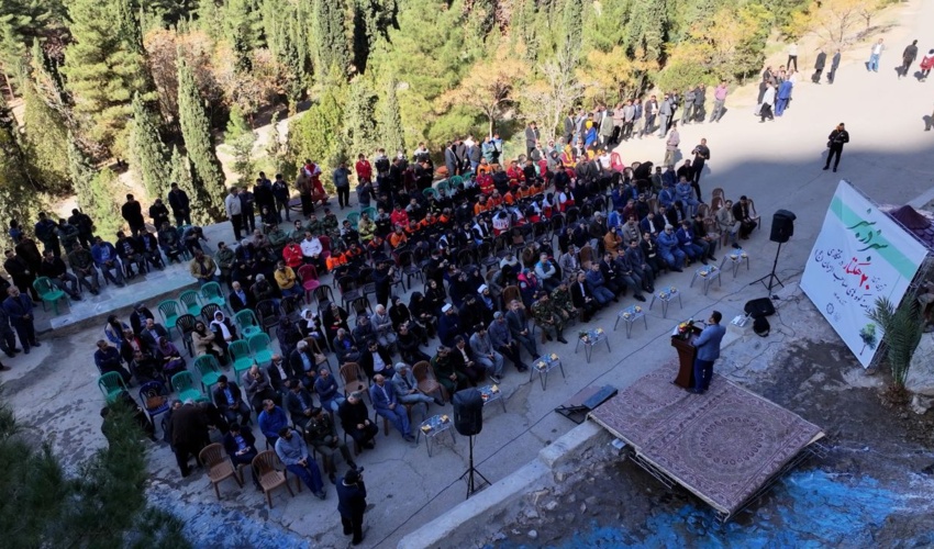 کاشت 20 هکتار درخت در شهر کرمان آغاز شد