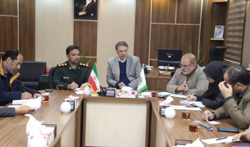 قزوین/ گروه های جهادی بسیج سازندگی پای کار طرح ملی کاشت یک میلیارد درخت در کشور