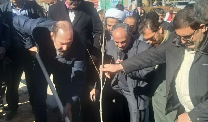 کارگردان سینما و تلویزیون: شناخت عمومی از منابع طبیعی، عامل مهم در حفاظت از عرصه‌های ملی است