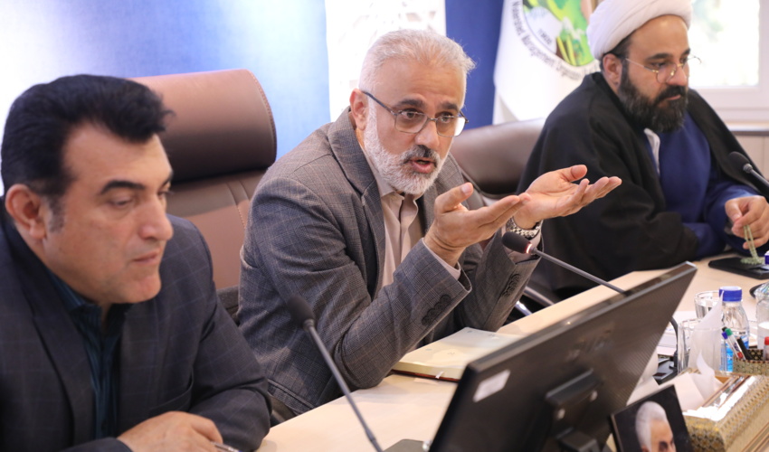 نشست هم اندیشی انجمن علمی جنگلبانی ایران با رییس سازمان منابع طبیعی 