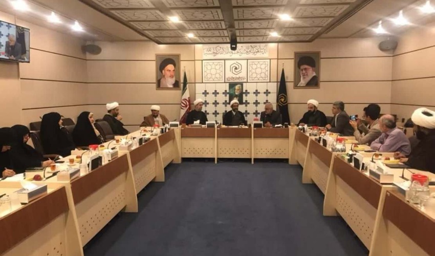 گزارش تصویری/ نشست رئیس سازمان منابع طبیعی با مدیریت حوزه های علمیه خواهران 