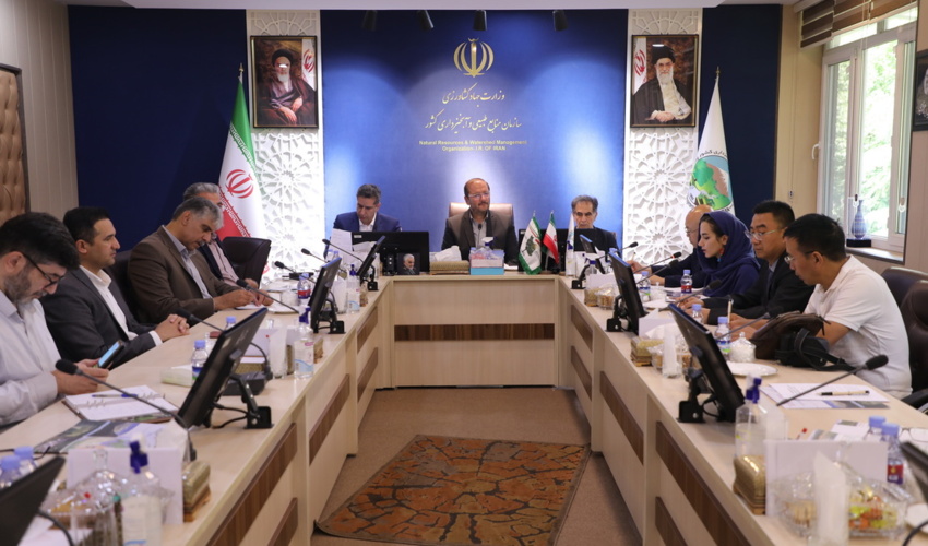 گزارش تصویری/ برگزاری نشست مشترک سازمان منابع طبیعی، دانشگاه تهران و هیات علمی چینی