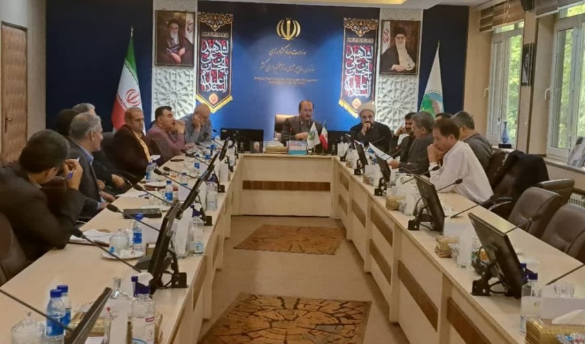 ارباب رجوع برای دریافت خدمات از سازمان  نباید متحمل هزینه اضافی شوند