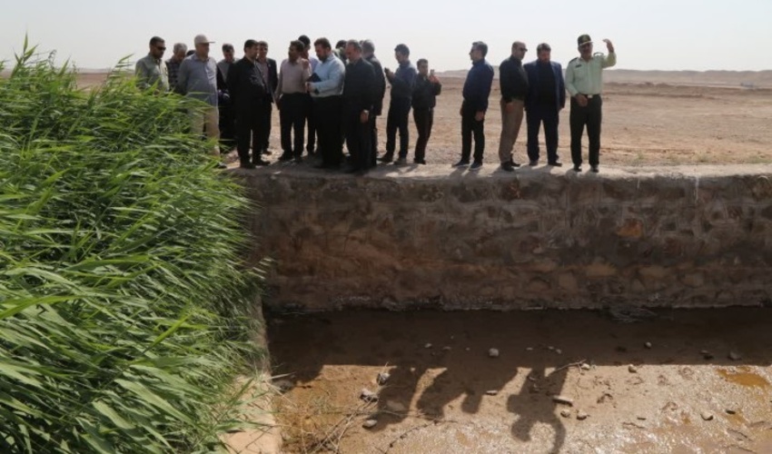 بازدید استاندار قم از پروژه پخش سیلاب رودخانه شور