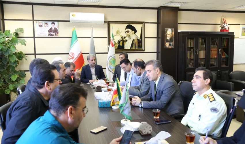 مشارکت بانوان روستایی ایلام در طرح تولید و کاشت یک میلیارد نهال