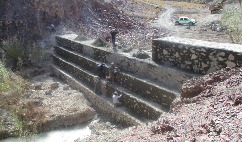 خراسان جنوبی/ اجرای عملیات های آبخیزداری در حوزه باقران فاز 2