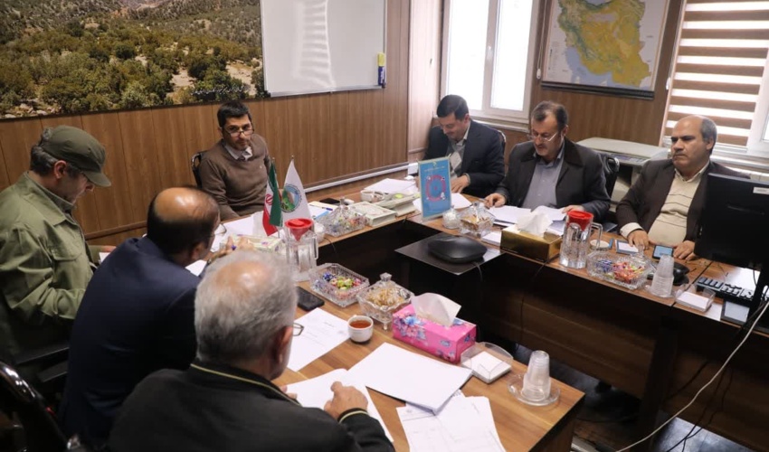 بررسی پیش نویس طرح جامع حفاظت از جنگل ها در معاونت حفاظت و امور اراضی 