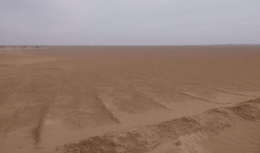 عملیات اجرایی مقابله با گرد و غبار در منطقه سراجه قم از پاییز امسال آغاز می شود