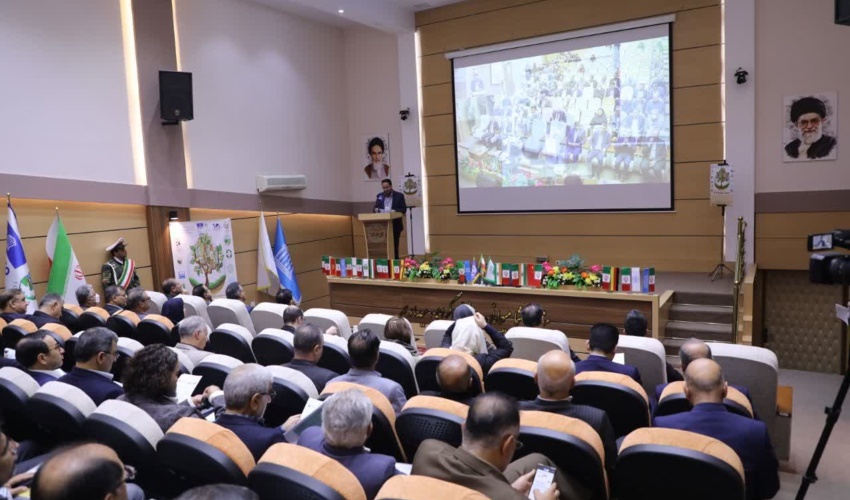 در سمپوزیوم بین المللی خاک مطرح شد: هشدارها، راه‌حل‌ها و نگاه بین‌المللی به بحران خاک و آب