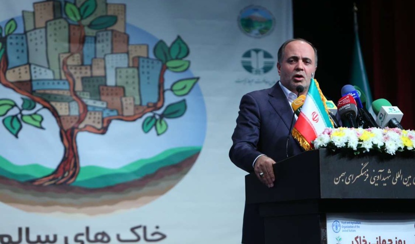 آسیب‌های وارده به خاک باید با روش‌های علمی و فنی جبران شود