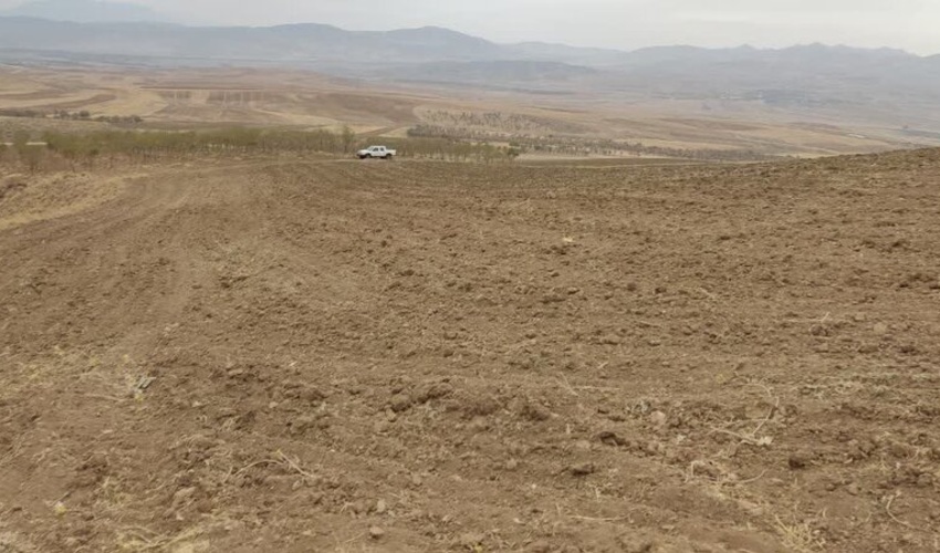 رفع تصرف 3900 متر مربع از اراضی ملی کمربنه ملایر